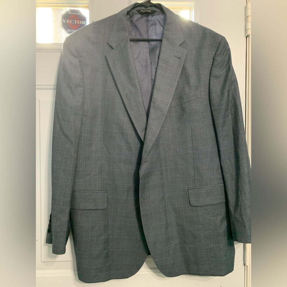 Jos A Bank Gray and Blue Plaid Checked Suit 46R